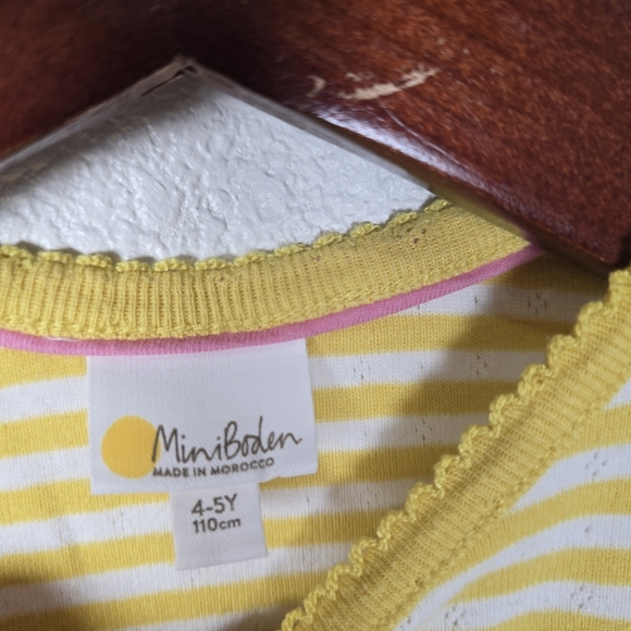 Mini Boden Pointelle Yellow & White Striped Shirt Size 4-5 Years 110cm - Picture 4 of 6